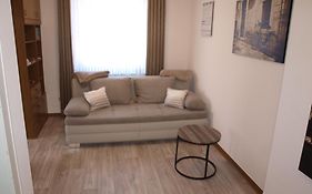 Muttis Apartment